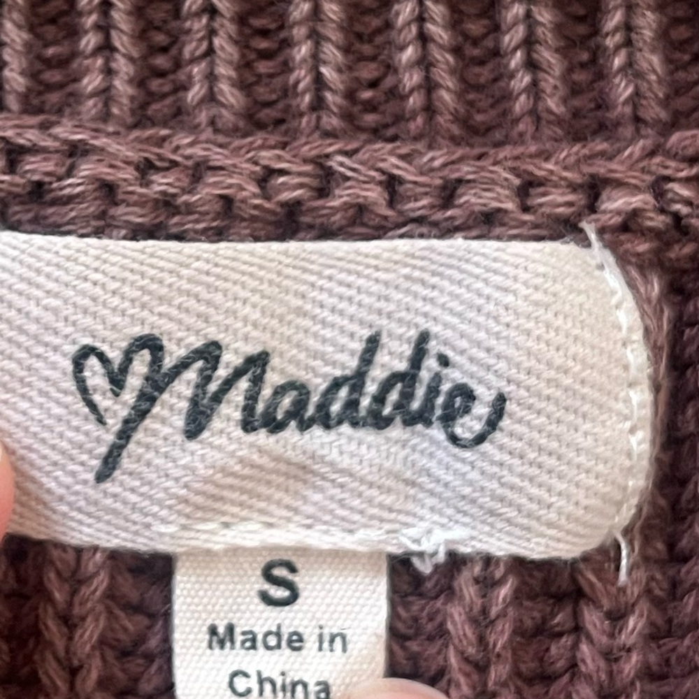 Brown Ribbed Sweater - Picture 3 of 4
